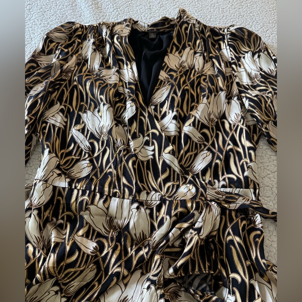 Banana Republic Fiori Ruffle Wrap Dress Size M - Picture 10 of 11